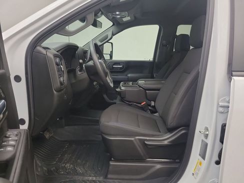 Used 2025 Chevrolet Silverado 3500 W/T w/ WT Convenience Package image 4