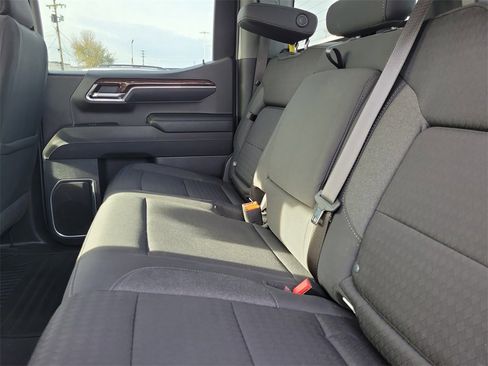 Used 2023 GMC Sierra 1500 Elevation image 12