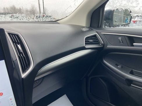 Used 2022 Ford Edge SEL w/ Convenience Package image 20