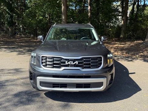 Used 2024 Kia Telluride S w/ S Sunroof Package image 16
