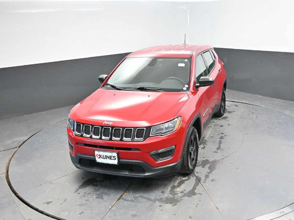 Used 2021 Jeep Compass Sport w/ Cold Weather Group FWD image 29