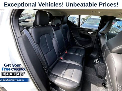 Used 2023 Volvo XC40 B4 Plus w/ Protection Package Premier FWD image 35