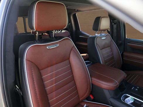 Used 2025 GMC Sierra 1500 Denali Ultimate image 30