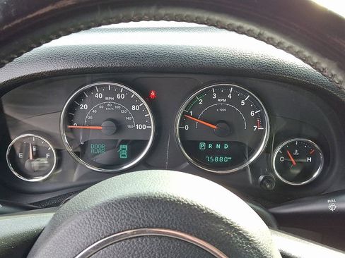 Used 2018 Jeep Wrangler Unlimited Sport S AWD/4WD image 26