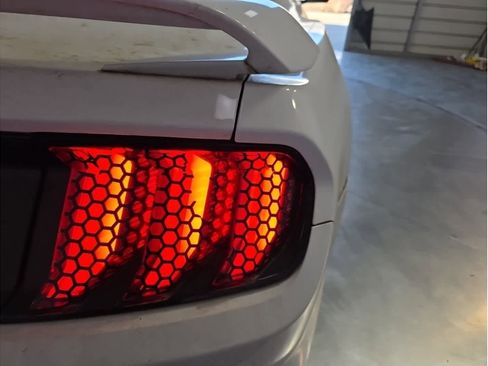 Used 2018 Ford Mustang Coupe w/ Ecoboost Performance Package image 10