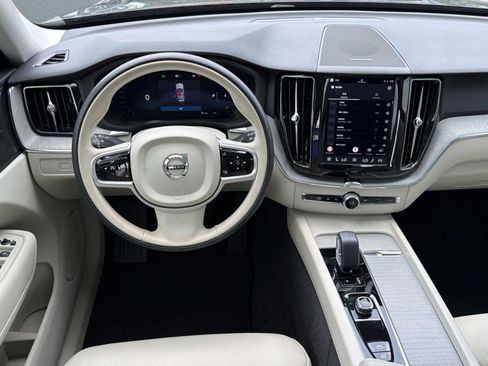 Used 2025 Volvo XC60 B5 Plus w/ Protection Package Premier AWD/4WD image 17