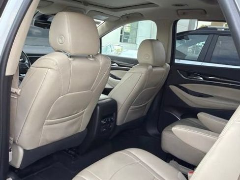 Used 2018 Buick Enclave Premium w/ Experience Buick Package AWD/4WD image 9
