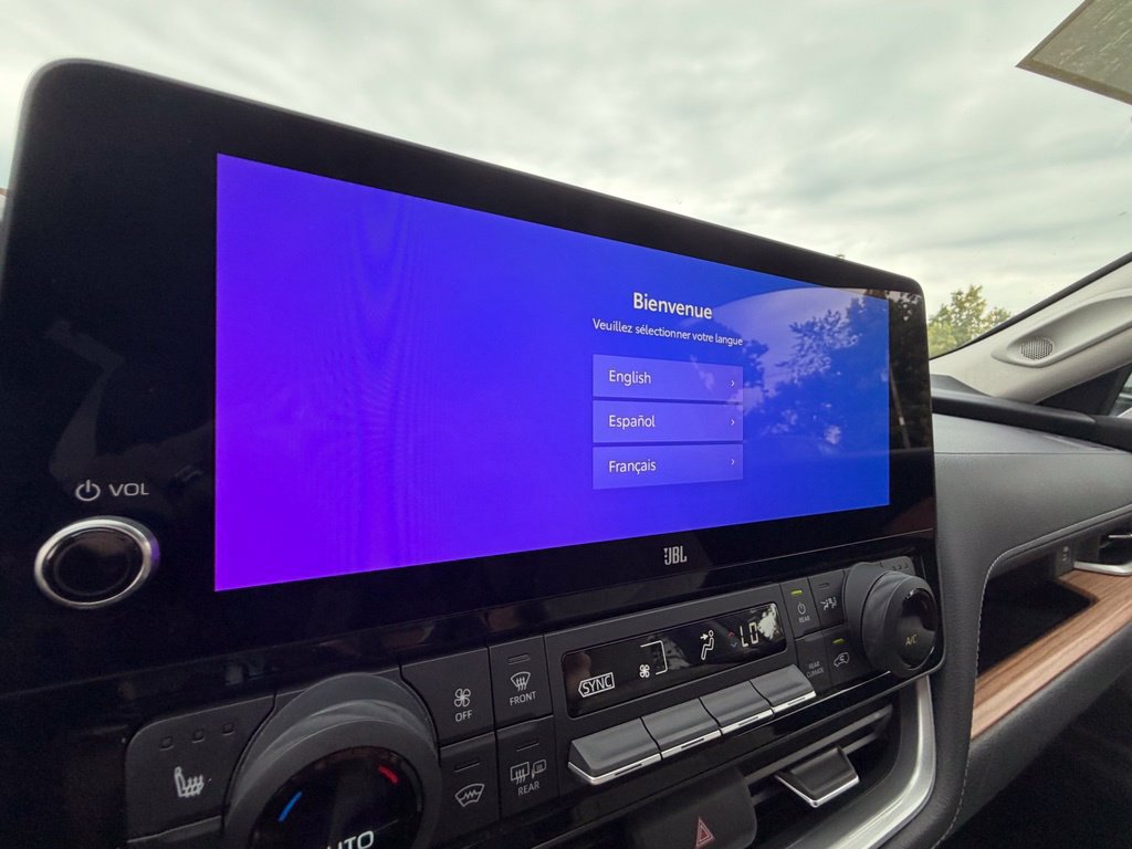 Used 2024 Toyota Grand Highlander AWD Hybrid image 19