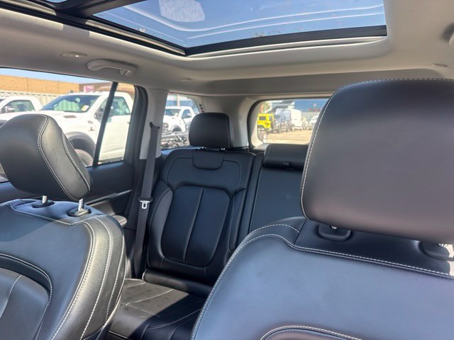 Used 2023 Jeep Grand Cherokee 4WD 4xe image 12