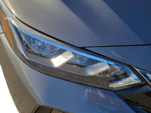 Used 2023 Nissan Sentra SV image 5