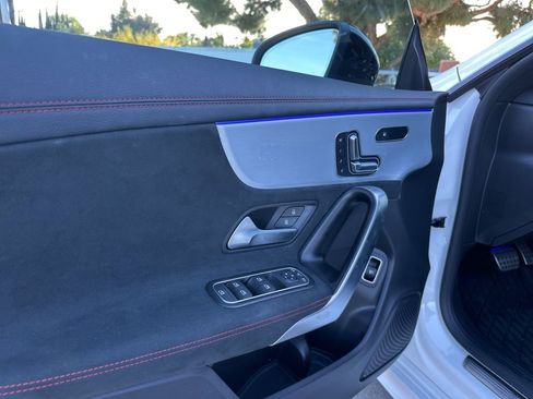 Used 2025 Mercedes-Benz CLA 250 image 12