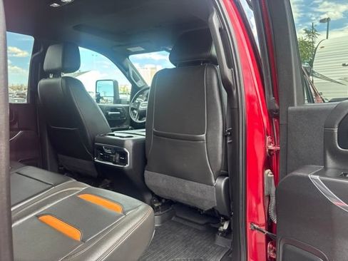 Used 2020 GMC Sierra 3500 AT4 w/ AT4 Premium Package AWD/4WD image 34