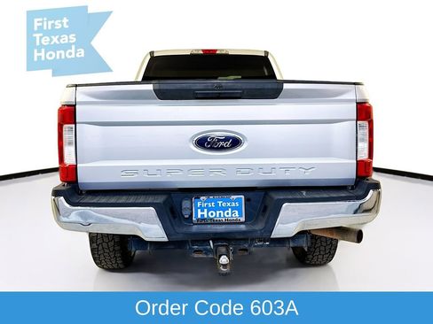Used 2017 Ford F250 XLT image 6