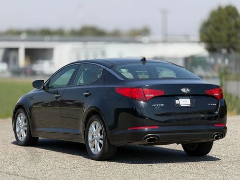 Used 2013 Kia Optima EX w/ Premium Pkg image 10