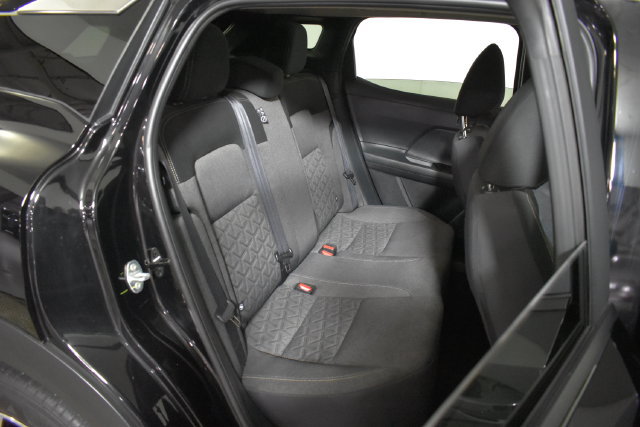 Certified 2025 Nissan Kicks SV AWD/4WD image 28
