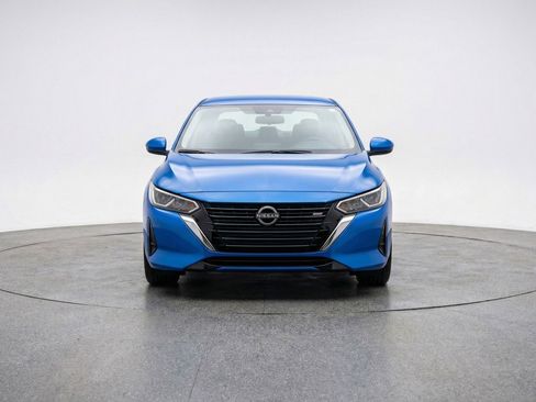 Used 2025 Nissan Sentra SV image 1