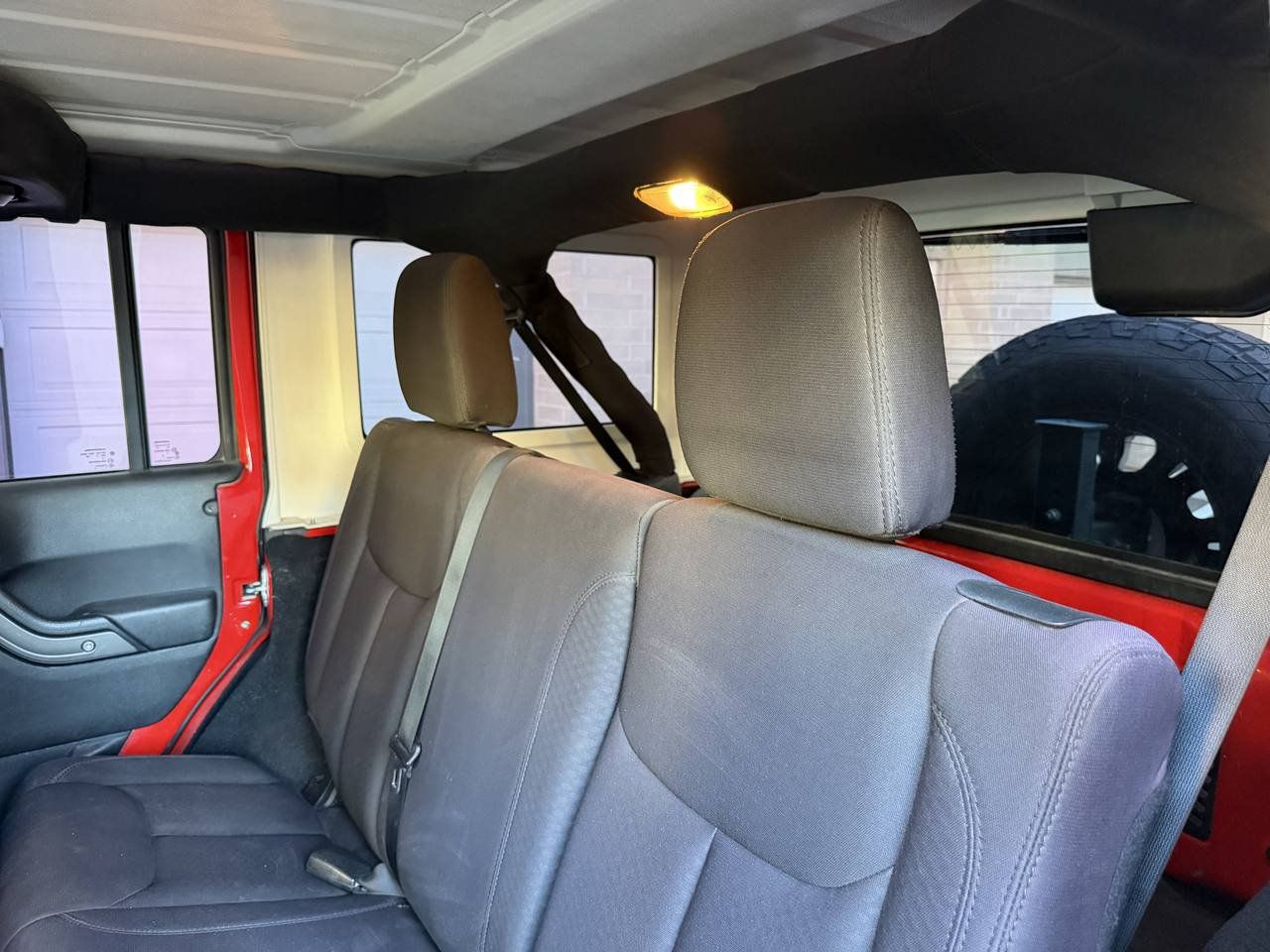 Used 2014 Jeep Wrangler Unlimited Sport w/ Connectivity Group AWD/4WD image 21