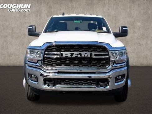 New 2024 RAM 5500 Tradesman w/ Chrome Appearance Group image 7