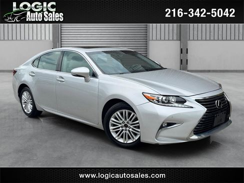 Used 2016 Lexus ES 350 w/ Premium Package w/Wood Trim FWD image 1