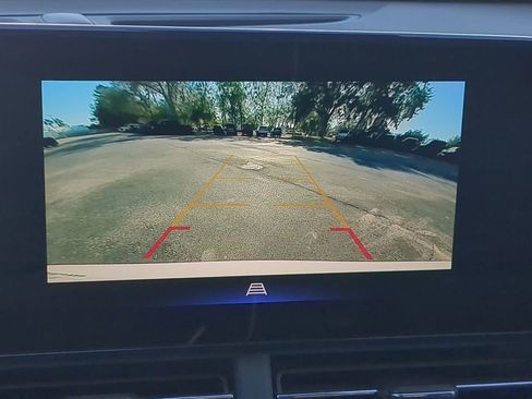 Used 2025 Chevrolet Trax LT w/ LT Convenience Package image 20