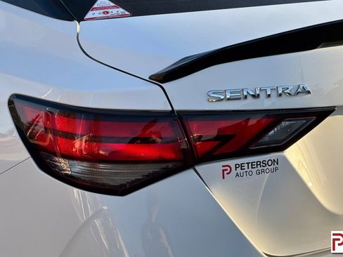 Used 2022 Nissan Sentra S image 33