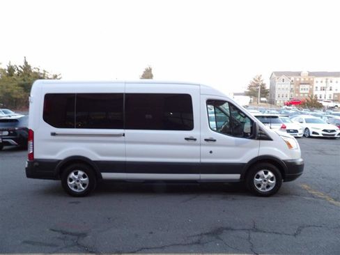 Used 2017 Ford Transit 350 XLT image 6