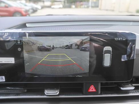 New 2026 Kia Carnival LX FWD image 26