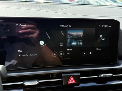 New 2026 Kia Sportage SX image 23