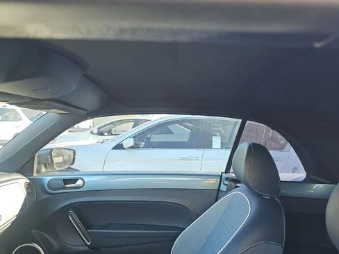 Used 2016 Volkswagen Beetle 1.8T S image 15