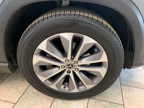 Used 2022 Mercedes-Benz GLE 350 4MATIC image 9