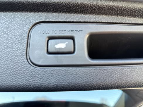 Used 2025 Honda Odyssey Touring image 40