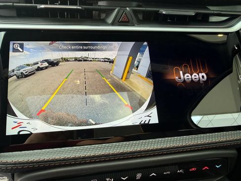 New 2026 Jeep Cherokee Overland AWD/4WD image 18
