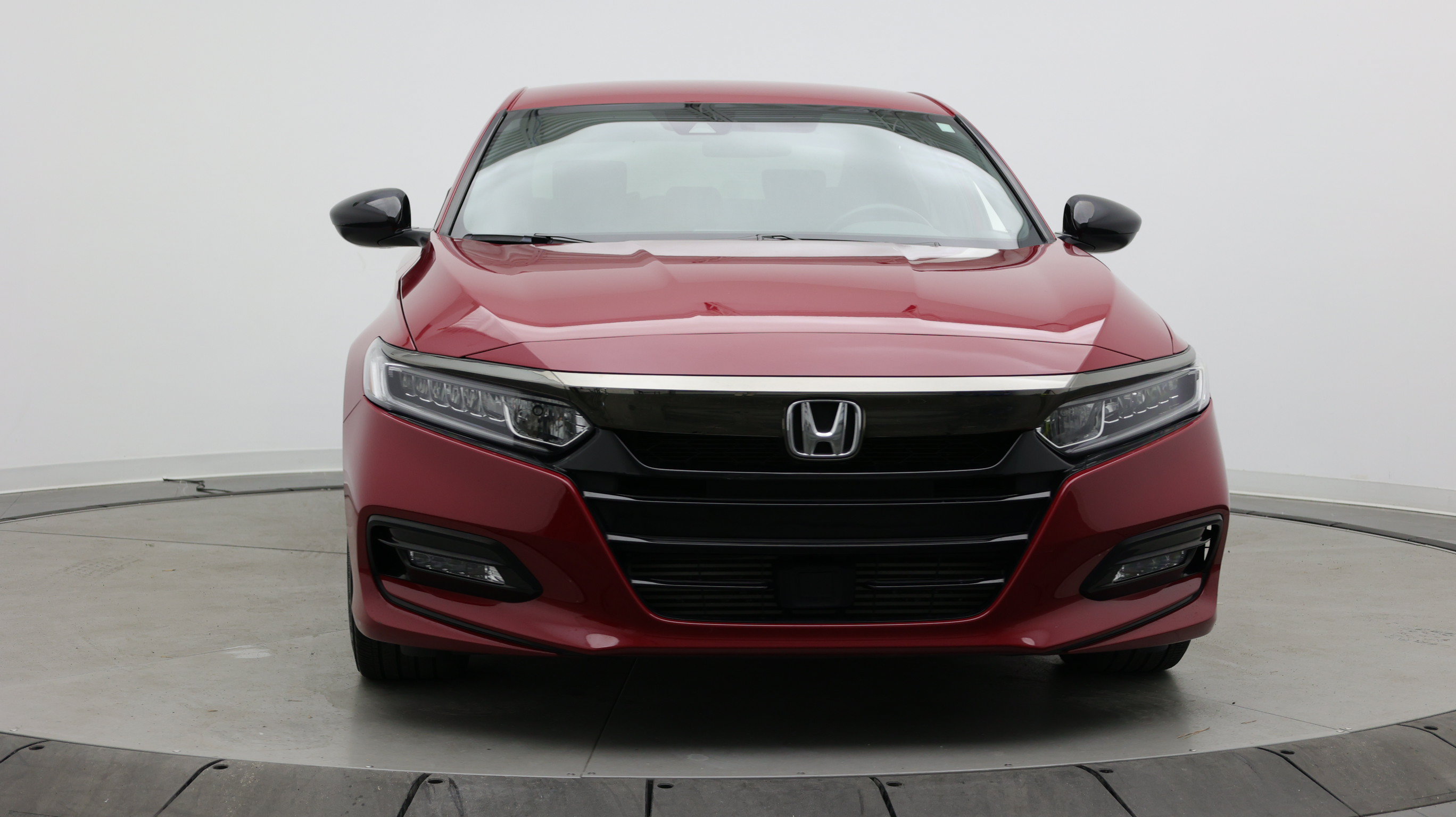 Used 2020 Honda Accord Sport image 2