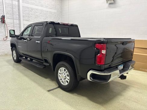 Used 2020 Chevrolet Silverado 3500 LTZ w/ LTZ Plus Package AWD/4WD image 7