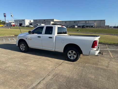 Used 2017 RAM 1500 Express image 10