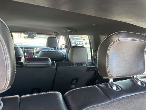 Used 2024 Jeep Grand Cherokee L Laredo image 17