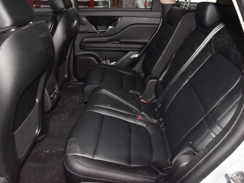 New 2026 Lincoln Corsair Premiere image 14