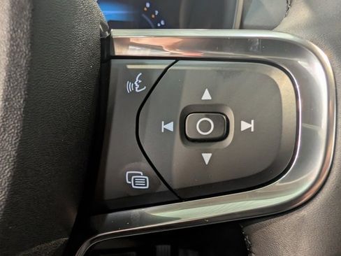 New 2026 Volvo XC40 B5 Plus w/ Protection Package Premier image 18