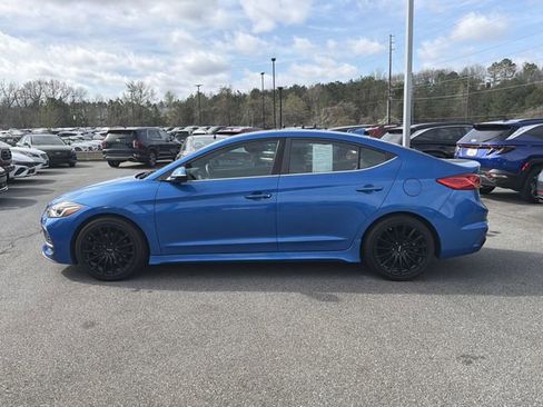 Used 2018 Hyundai Elantra Sport image 4