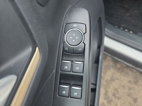 Certified 2022 Ford Escape Titanium w/ Titanium Elite Package image 34