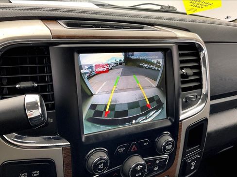 Used 2017 RAM 2500 Laramie w/ Convenience Group image 23