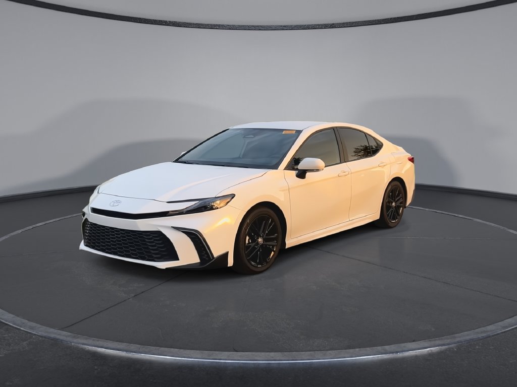 Certified 2025 Toyota Camry SE FWD image 4