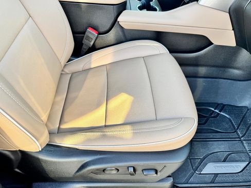 Used 2024 Chevrolet Tahoe Premier image 21