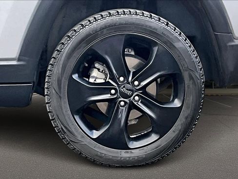 Used 2019 Jeep Compass Altitude image 44