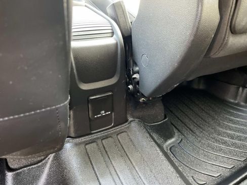 Used 2019 Buick Encore Preferred w/ Safety Package FWD image 11
