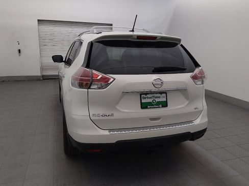 Used 2016 Nissan Rogue SL w/ SL Premium Package FWD image 6