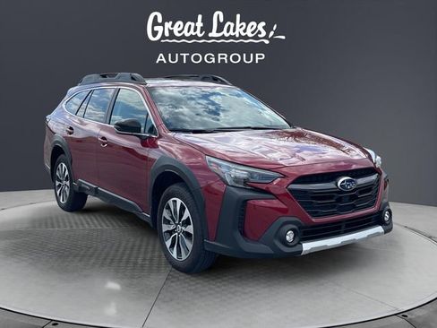 Used 2025 Subaru Outback Limited AWD/4WD image 7