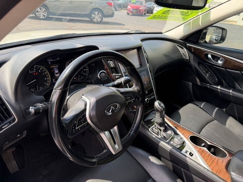 Used 2019 INFINITI Q50 Luxe w/ Essential Package (3.0T Luxe) RWD image 27