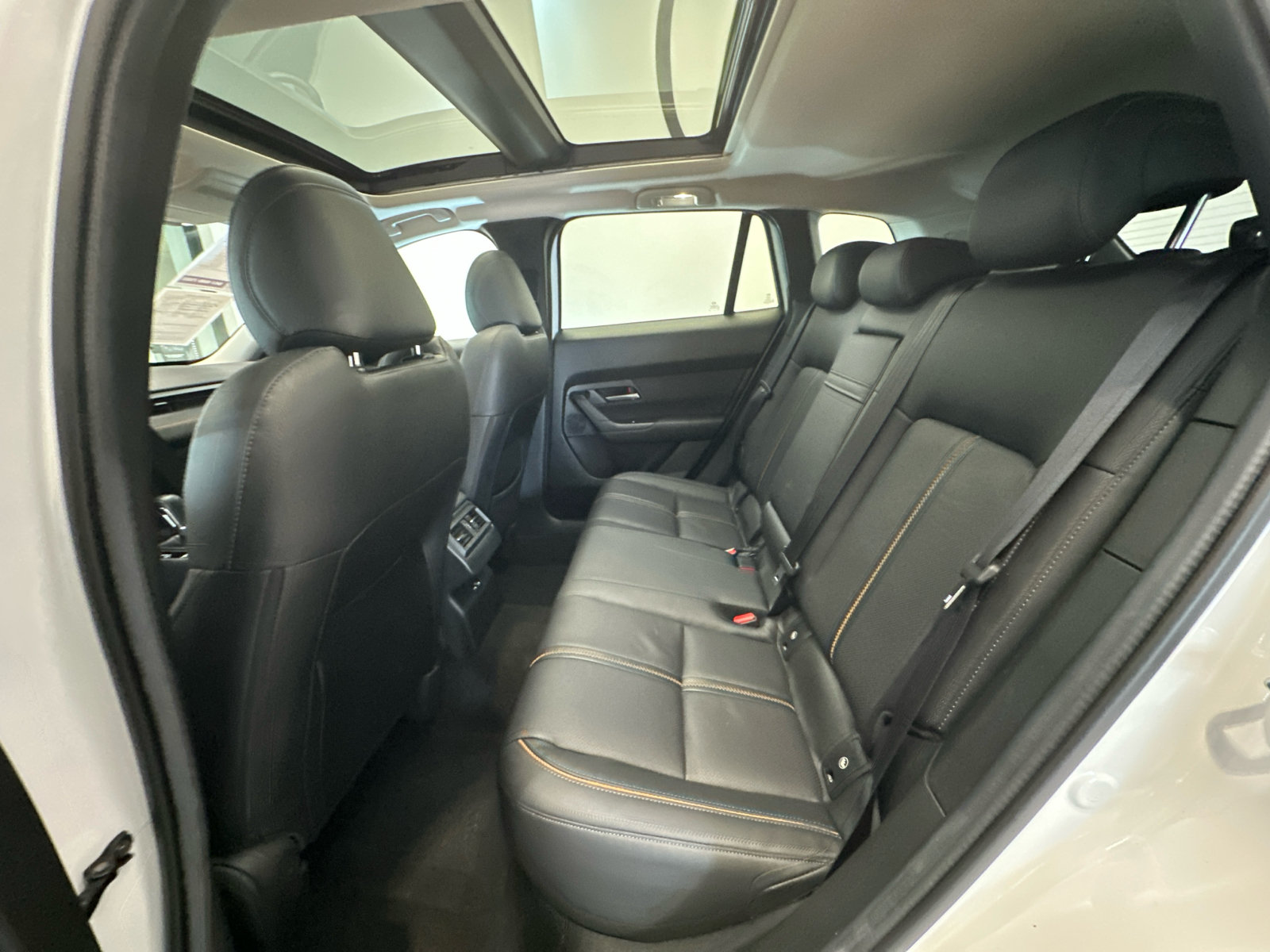 Used 2024 MAZDA CX-50 AWD 2.5 Turbo w/ Cargo Package image 15