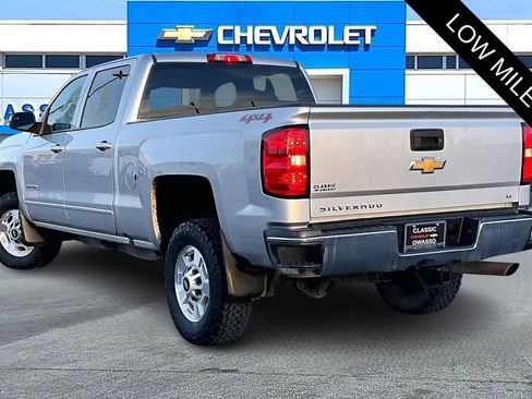 Used 2017 Chevrolet Silverado 2500 LT image 4